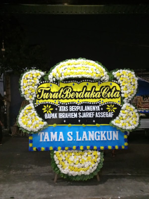 Papan Bunga Duka di Lambangsari